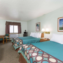 Super 8 by Wyndham Gallipolis Pt Pleasant Area thumbnail 11