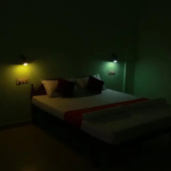 Shirleys Beach Hotel thumbnail 49