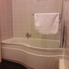 The Red Lion Hotel thumbnail 8