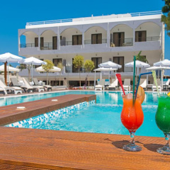 Sunny Days Hotel thumbnail 24
