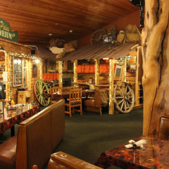 Old Corral Hotel & Steakhouse thumbnail 11