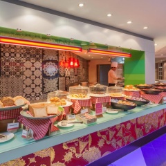Patong Beach Hotel by See2Sea - Bild 14