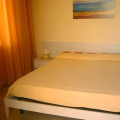 Sybaris B&B thumbnail 3