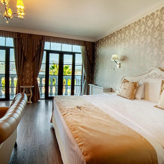 The Admiral Hotel thumbnail 23