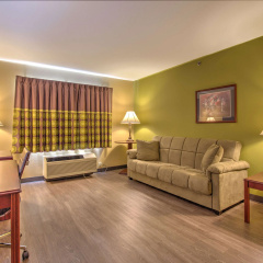 Super 8 by Wyndham Waterloo thumbnail 7