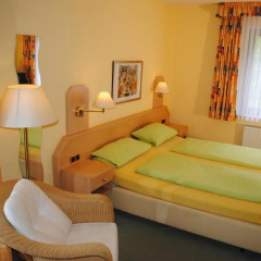 Standard Double Room - Panorama Hotel Pension Frohnau - Bild 5