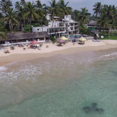Paradise Beach Club Mirissa thumbnail 12