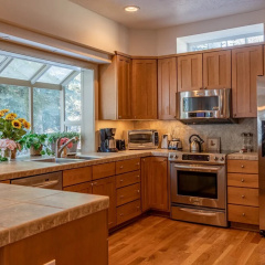 Yeagr Home Elkhorn by RedAwning thumbnail 24