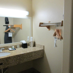 Woodland Inn thumbnail 7