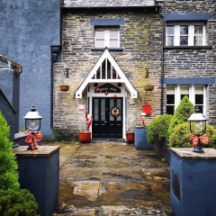 The Old Vicarage thumbnail 1
