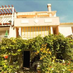 Guesthouse Jenny - Adults Only thumbnail 1
