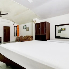 Shirleys Beach Hotel thumbnail 11