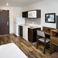 WoodSpring Suites Houston IAH Airport thumbnail 40