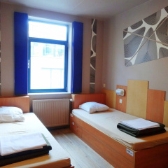 Sleep Well Youth Hostel - Bild 3