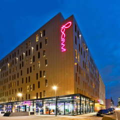 MOXY Frankfurt East - Bild 1