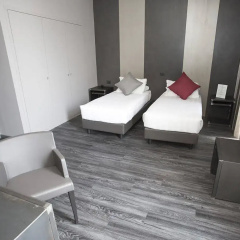 9V9 Hotel thumbnail 28