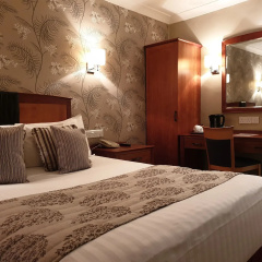 Red Lion Hotel thumbnail 4