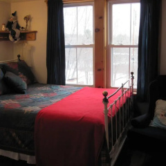 Maple House Bed & Breakfast thumbnail 14