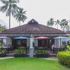 Amora Beach Resort Phuket - Bild 7