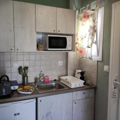 Thalassa Apartments & Studios thumbnail 14