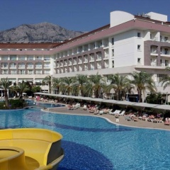 The Maxim Resort - Bild 8