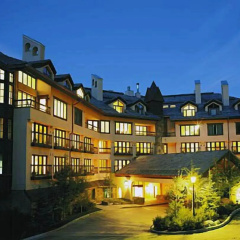 The Pines Lodge, a RockResort, by Vail Resorts thumbnail 1