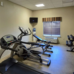 Comfort Inn & Suites Beeville thumbnail 15