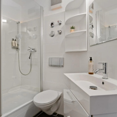 BRIGHT: The PENTHOUSE - Jacuzzi - BBQ - Parkplatz/Parking - Bild 8