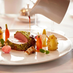 The Dufour, Suites & Rooms by Hotel Schweizerhof - Bild 12