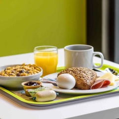 B&B HOTEL Freiburg-West - Bild 8