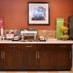 Hampton Inn Rome thumbnail 39