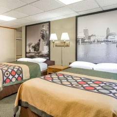 Holiday Inn Express & Suites Milan – Sandusky Area by IHG thumbnail 3