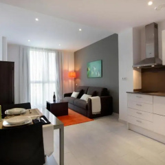 Fisa Rentals Les Corts Apartments, Barcelona