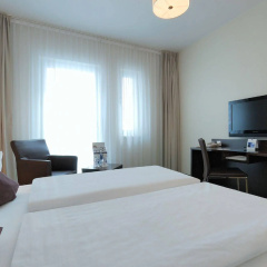 Premier Inn Berlin City Spittelmarkt - Bild 3
