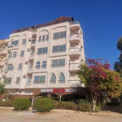 Golden Rose Hotel - Bild 1