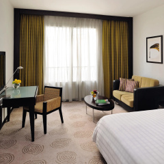 Avani Deira Dubai Hotel thumbnail 3