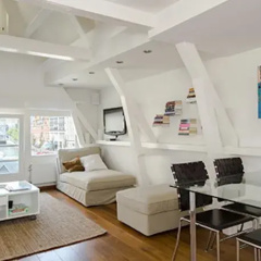 Catch Apartment thumbnail 2