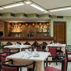 Hotel Derby Sevilla - Bild 17