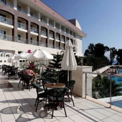 The Maxim Resort - Bild 12
