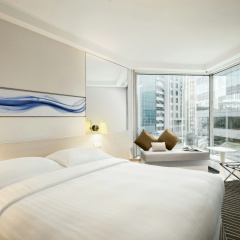 The Royal Pacific Hotel & Towers - Bild 2