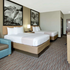 Spark by Hilton Midland South thumbnail 7