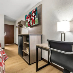 Red Roof Inn Huntsville, AL thumbnail 10