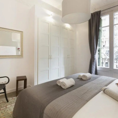 Aribau Apartment thumbnail 3
