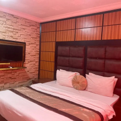 Brick Rock Hotel And Suites - Bild 3