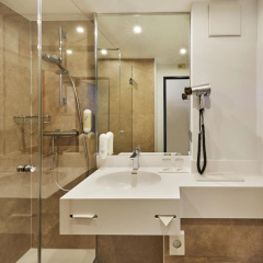 H+ Hotel Köln Brühl - Bild 9