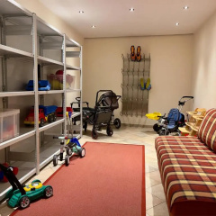 Apartment Pale thumbnail 4