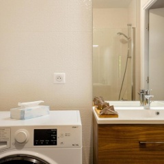 3 p 60 M2 Lesapparts Paris-Clichy terrasse équipée et wifi gratuit - Bild 13
