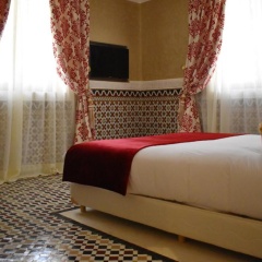 8 bedrooms villa with private pool jacuzzi and enclosed garden at Marrakech - Bild 6