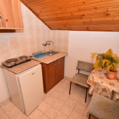 Malovic Apartments thumbnail 11