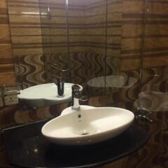 Hak Mall Suites in Islamabad, Pakistan from 36$, photos, reviews - zenhotels.com bathroom